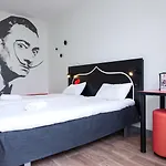 Hostel St Christopher's - Gare Du Nord