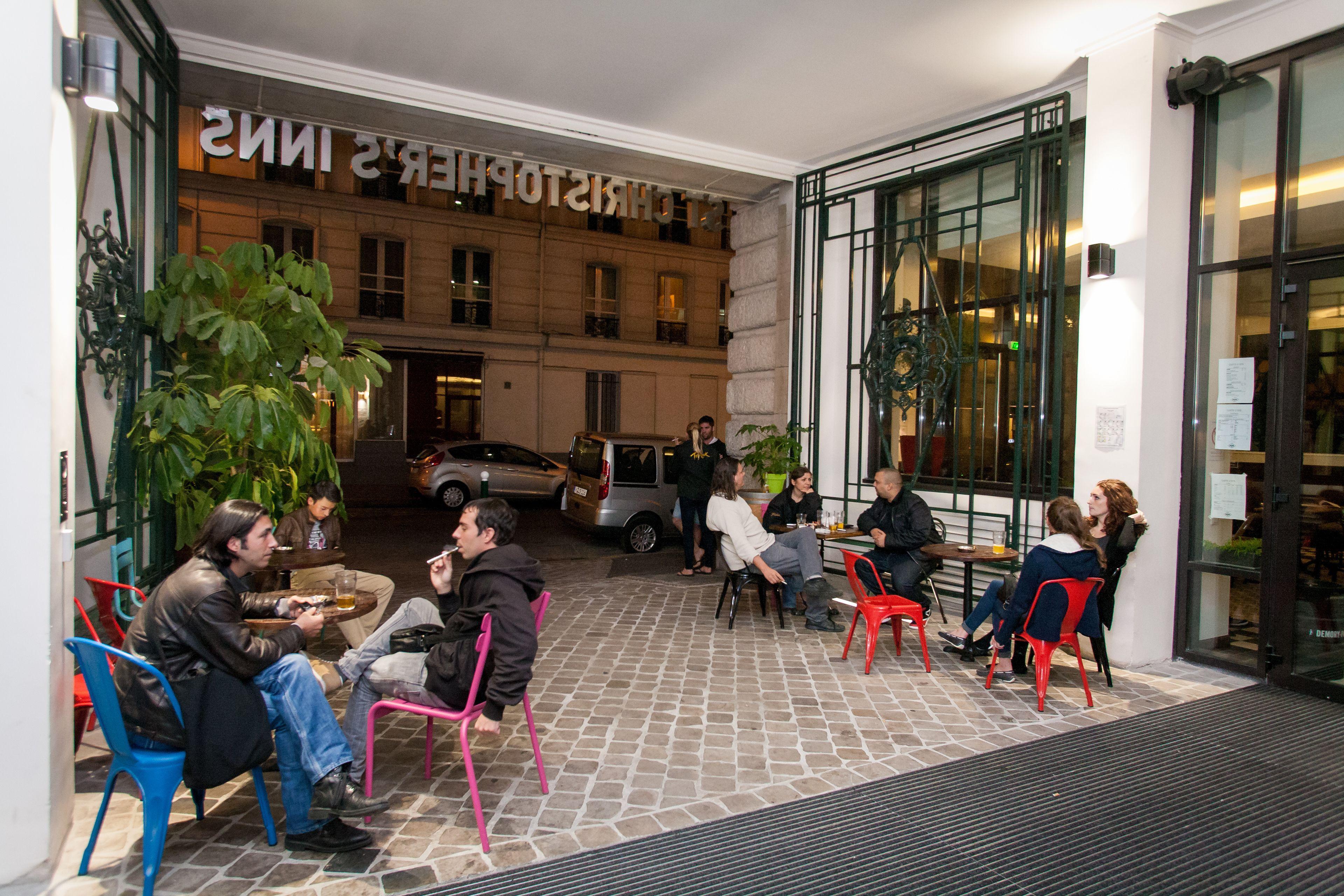 St Christopher's - Gare Du Nord *