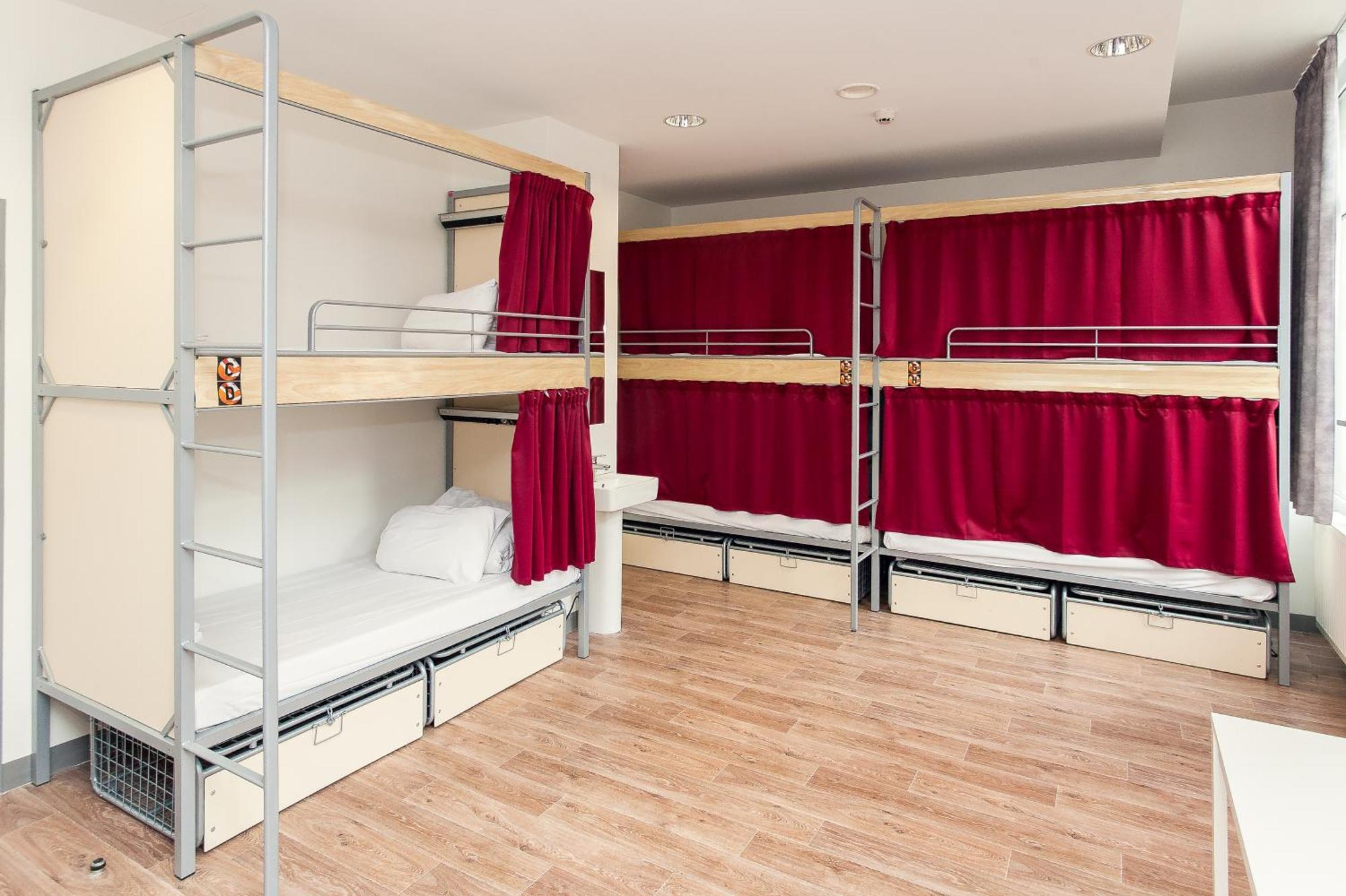 St Christopher's - Gare Du Nord