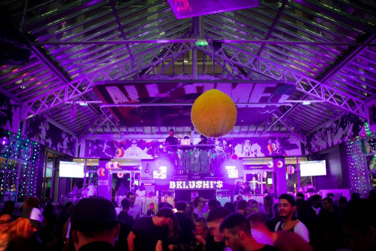 St Christopher's - Gare Du Nord *